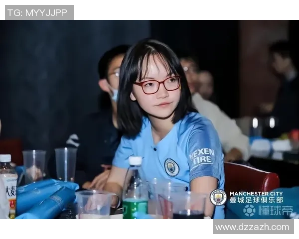 足球女球迷因偶像失利泪洒赛场情绪崩溃画面曝光引发广泛关注